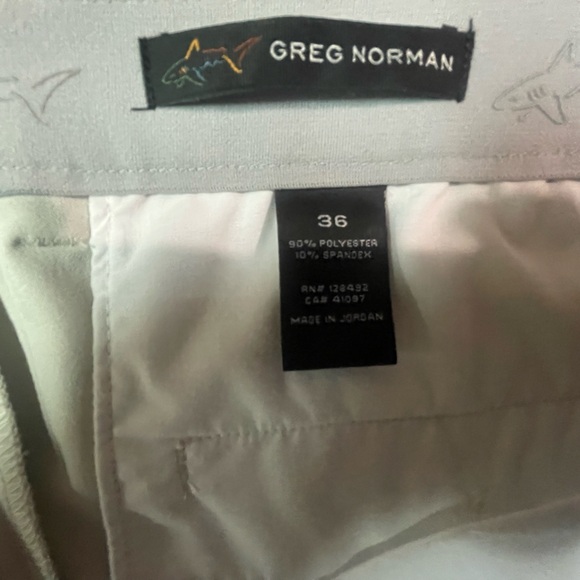 Greg Norman Men’s Khaki/Beige Golf Shorts Flat Front 36” Waist 10” Inseam - Picture 2 of 5